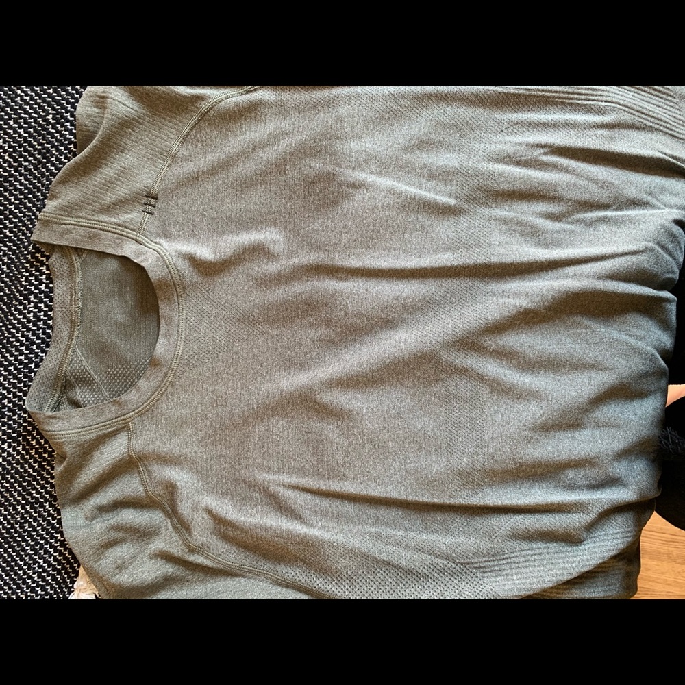Lululemon shirt